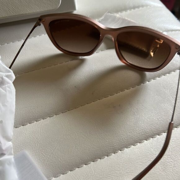 NWT Michael Kors 56mm cat eye sunglasses blush/camel - Picture 8 of 14